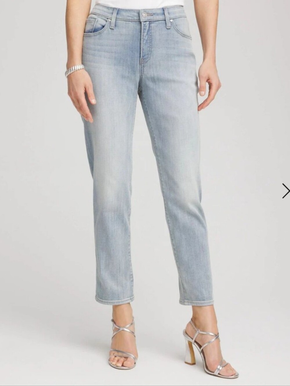 Chico's So Slimming Girlfriend Slim Leg Crop Jeans Womens Light Wash Size 4